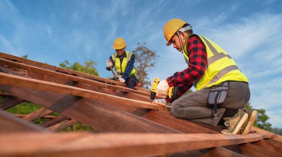 Professional Flat Roofing Installation services in Starkville, MS
